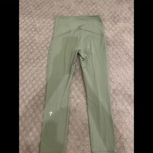 Ivviva/lululemon leggings